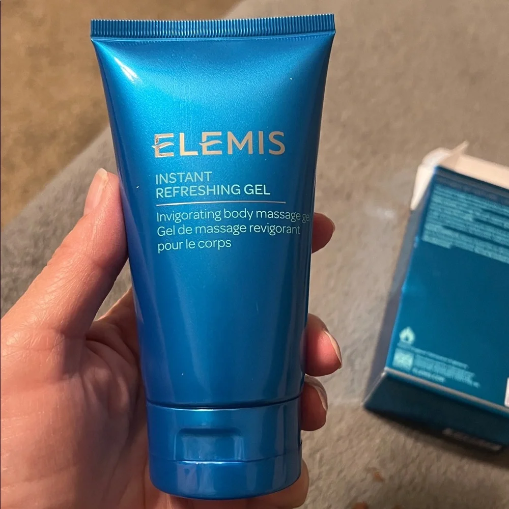 Elemis instant refreshing body massage gel. New in box